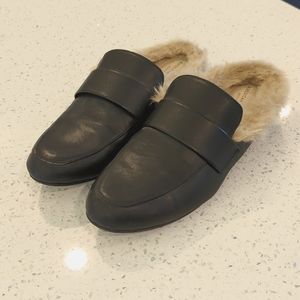 Excellent preloved condition American Eagle fur lined loafer mules